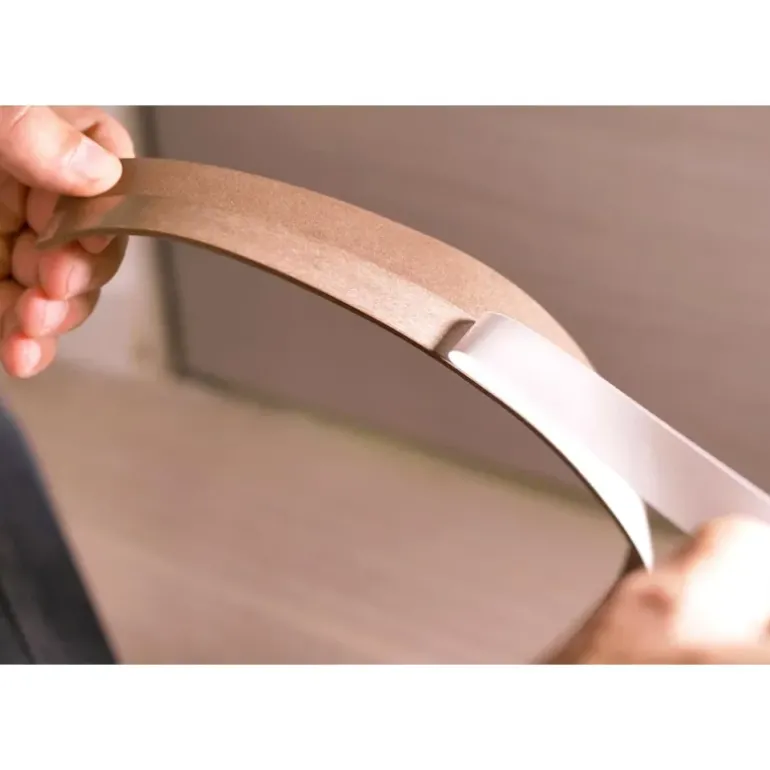Bande d'étanchéité en mousse flexible
