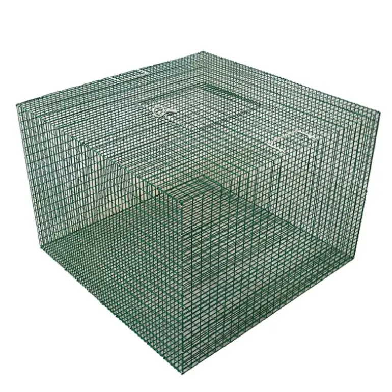 Boite à fauve 4 entrées 1,35m X 1,35m X 0,45 m