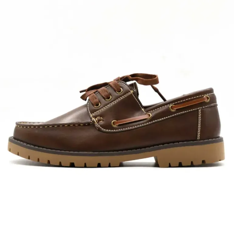 Chaussures bateau semelle crantée synthétique marron 40 à 46