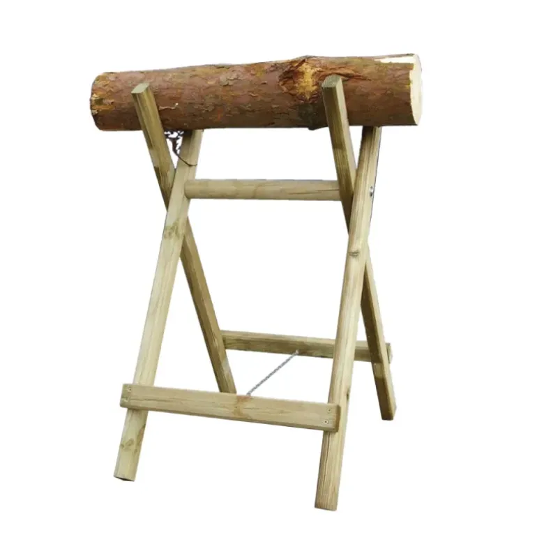 Chevalet en bois naturel pour sciage
