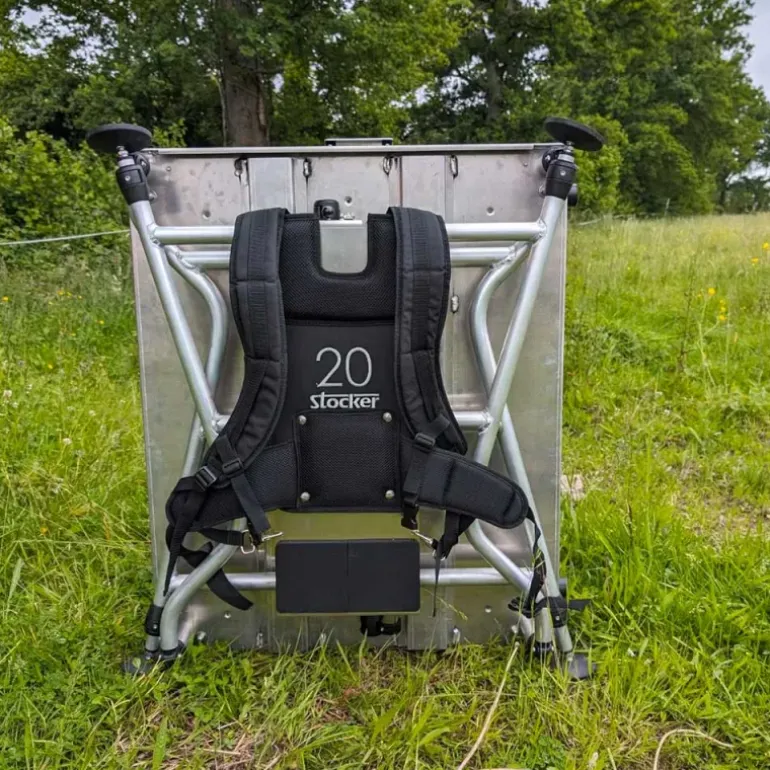 Harnais ergonomique de portage pour mirador transportable