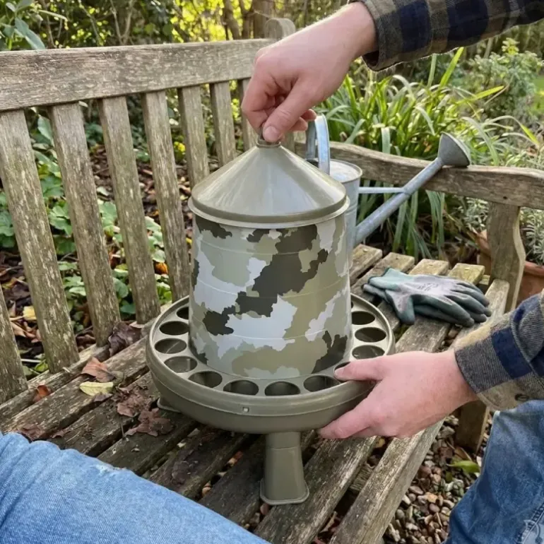 Lot de 10 Mangeoires sur pieds surélevés 4 kg camo Ø 33cm H 37,5cm