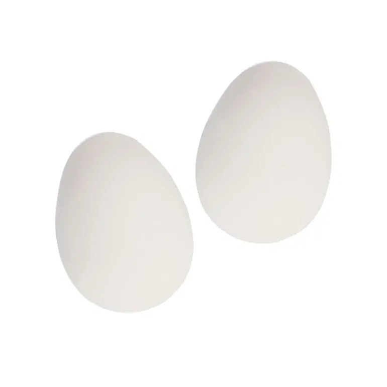 Lot de 2 oeufs factices caoutchouc crème