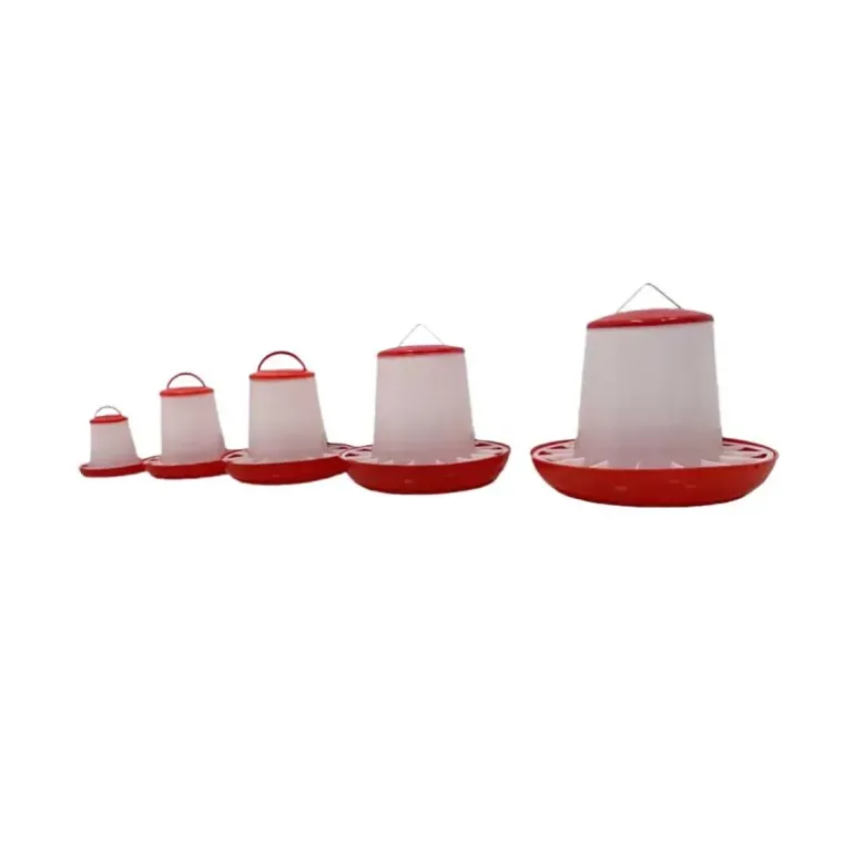 Mangeoire plastique avec poignée 6 kg pour volailles - Rouge et blanc