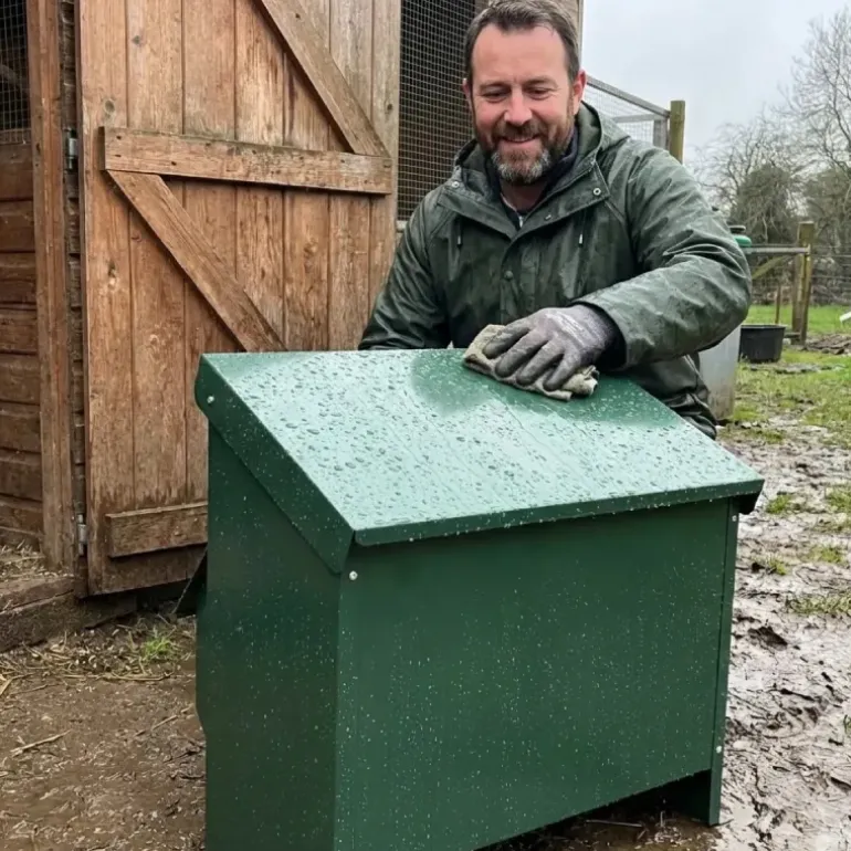 Mangeoire trémie galvanisée verte anti gaspillage 20 kg