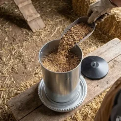 Mangeoires volaille à trémie métal 5kg en lot de 10