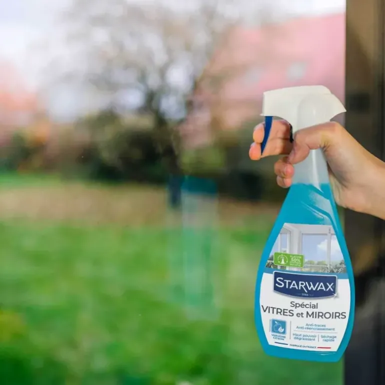 Nettoyant Spécial Vitres et Miroirs Dégraissant Starwax 500ml