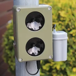 Répulsif électronique CHZ200 sur pied - Ultrasons anti-rongeurs et renards 2000m²